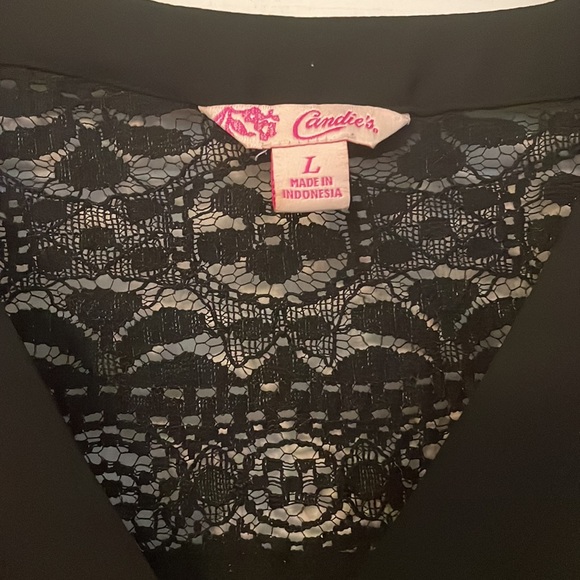 Light weight black blouse with rolled sleeves - Picture 2 of 3